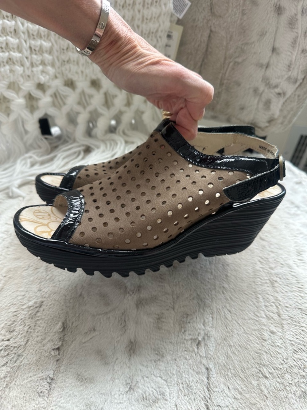 Fly London Taupe Perforated Wedge Sandal with Black Trim size 39 or 8.5 Classic - Picture 3 of 13